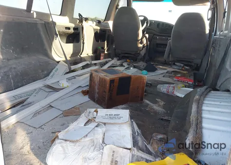 2007 Ford E-350 Super Duty Xl/Xlt z USA, uszkodzony, nr VIN 1FBNE31L67DA39989